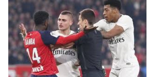 Paris Saint-Germain forsvarer er blokkert igjen